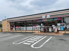 セブンイレブン春日部米島店.jpg